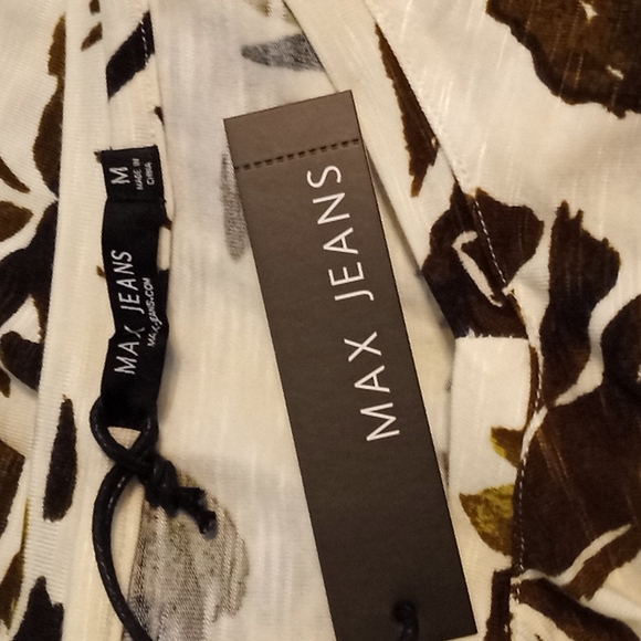 Max Jeans "Camo Floral" Cold Sholder Top in Size Medium  (NWT) - Picture 6 of 9